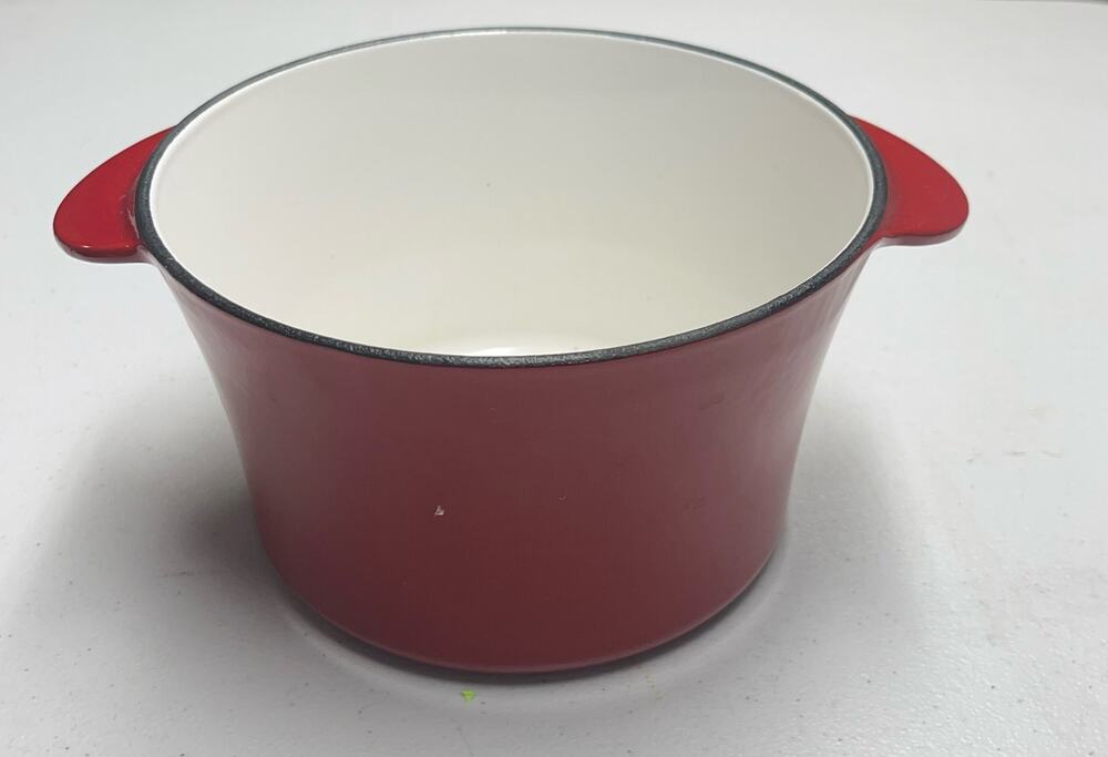 Vintage Masterclass Cast Iron Enameled Small sauce Pan 6 x 6 Rare R1